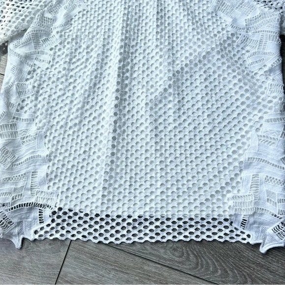 Trouve White White Mesh CROCHET OVERLAY Blouse - Picture 9 of 16